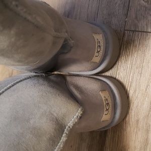 Blue UGGs 💙 size 10.. Good condition